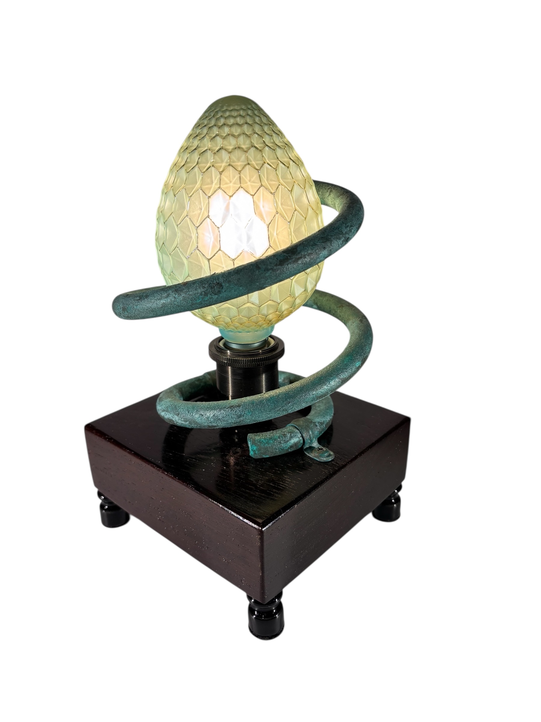 Lámpara de sobremesa madera brocante Hecha a mano en Barcelona