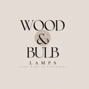 “Cuando eliges una lámpara Wood&Bulb, no solo es un objeto funcional y decorativo, es un objeto que te acompañará y será testigo de todos esos momentos que formarán parte de tu vida”